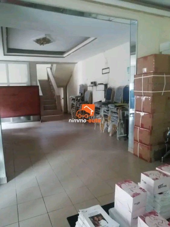 DUPLEX A VENDRE A MVAN