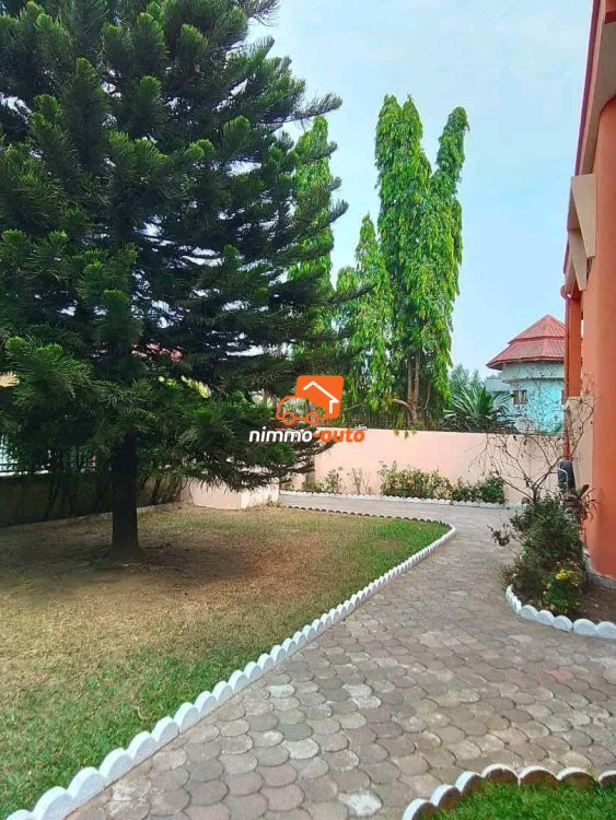 magnifique duplex à vendre à kotto