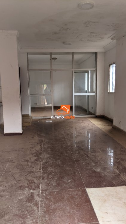 bureaux/ fond de commerce a