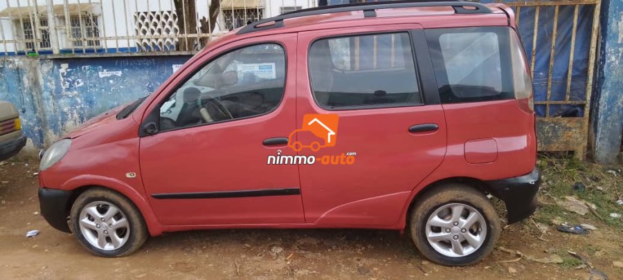Yaris verso à vendre