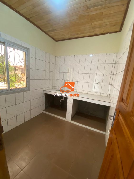 studio moderne nouvellement construit