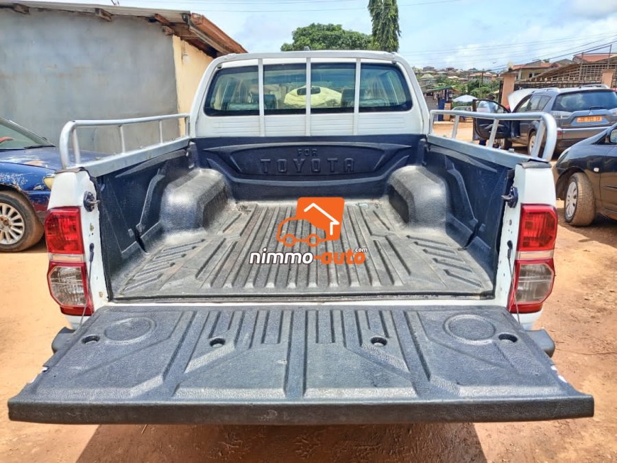 toyota hilux à vendre