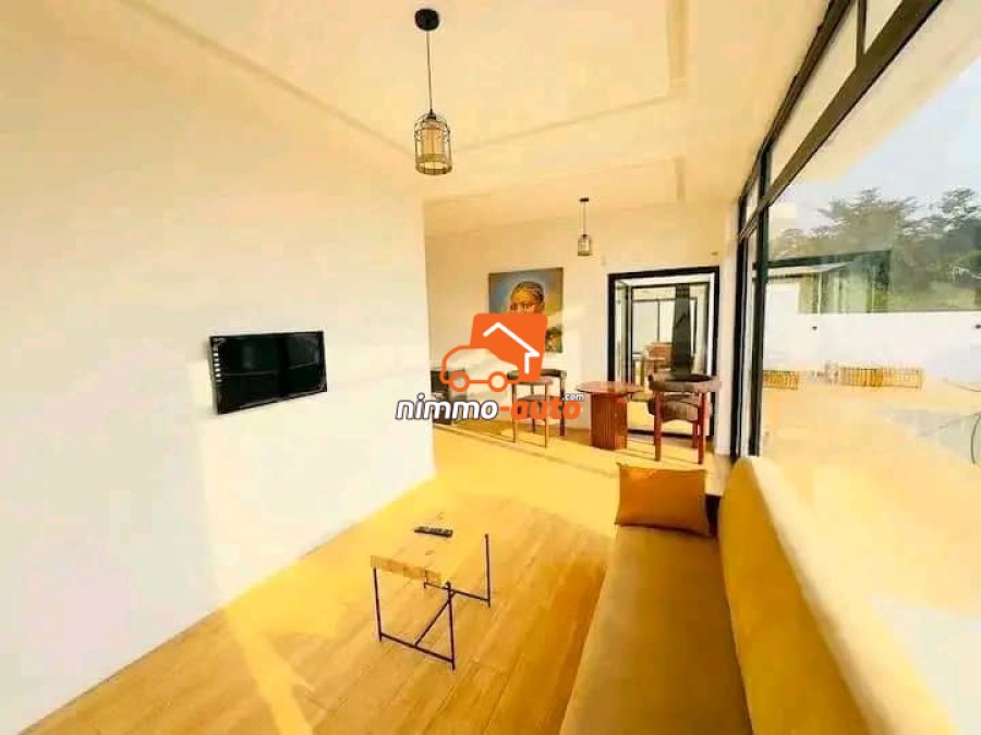 résidence meublée et luxueuse à vendre à nkoabang