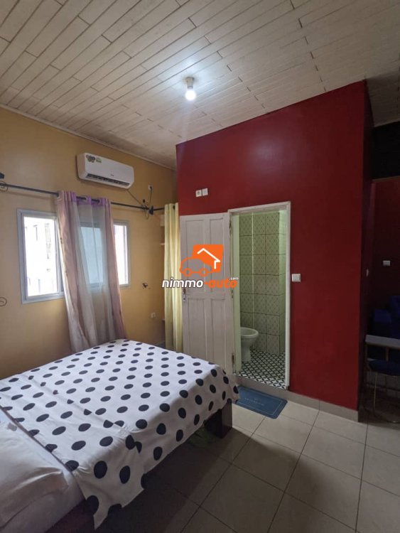 studio meublé avec cuisine americaine à bassong