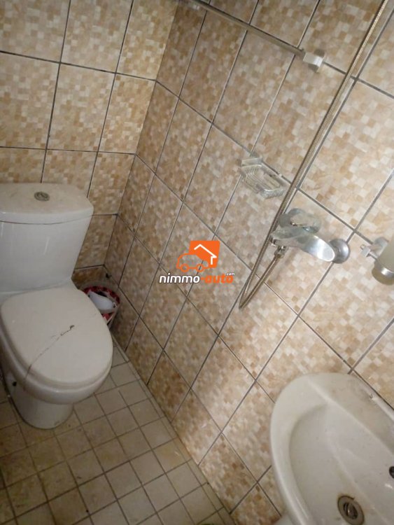 Studio nouvellement construit à Bepanda