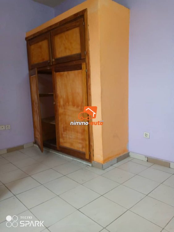 Studio à louer à Akwa nord