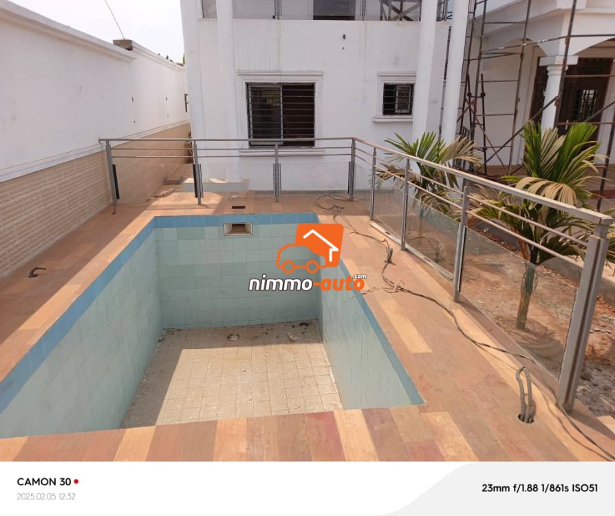 duplex nouvellement construit jamais habite à vendre à nkozoa