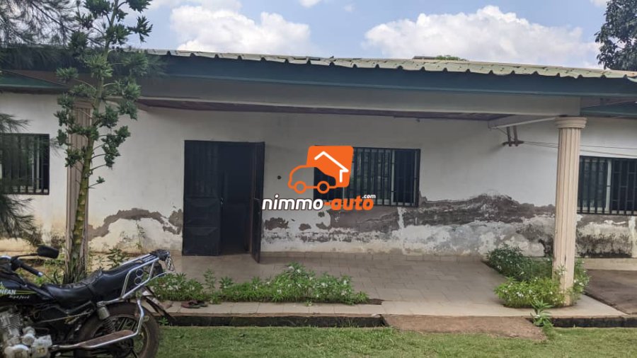 Villa à vendre à Toutouli (Odza borne 10)