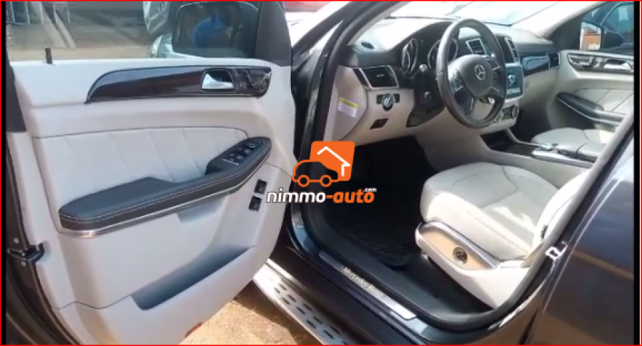 Mercedes GL 4 Matic 450 à louer à Yaoundé