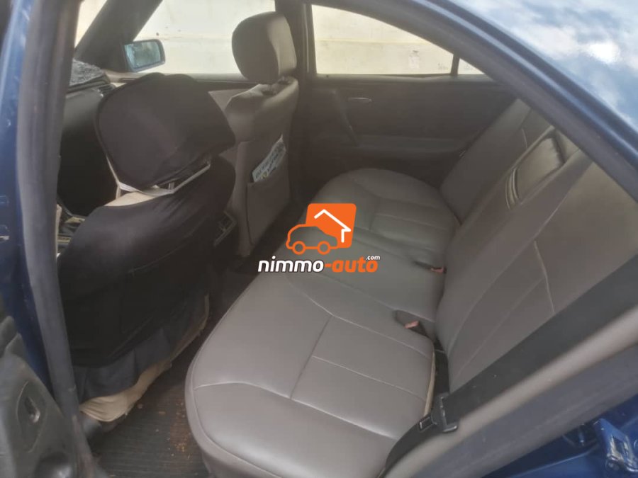 Mercedes Classe E prix cadeau à vendre Yaoundé