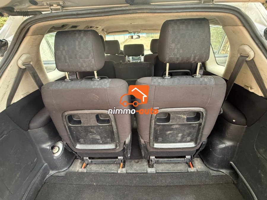toyota avensis à vendre