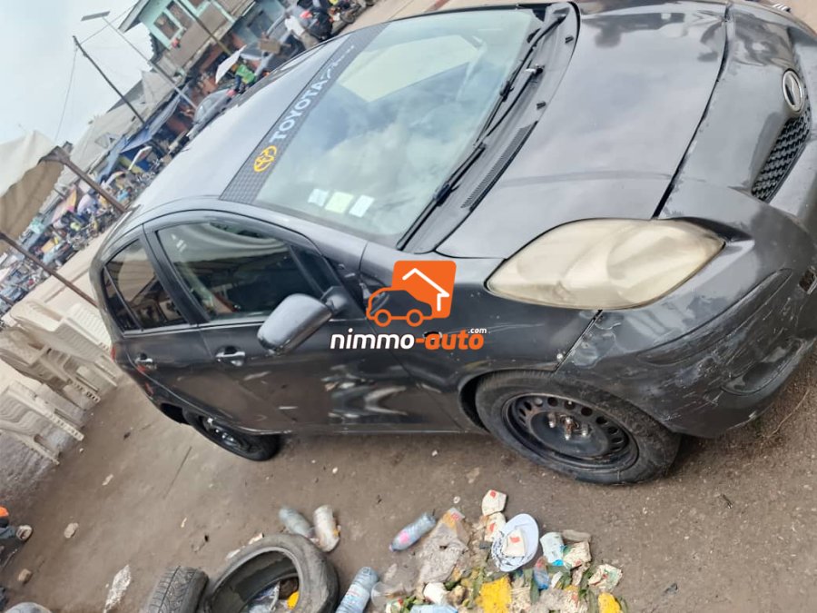 toyota yaris verso à vendre