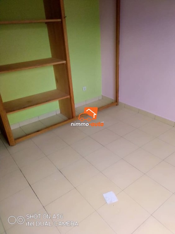 Magnifique Appartement à louer à Biyem-Assi dans un Immeuble
