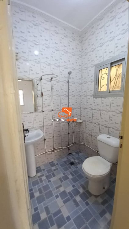 Appartement Blanche Neige, Ultra Beau à louer à Odza dans un Immeuble