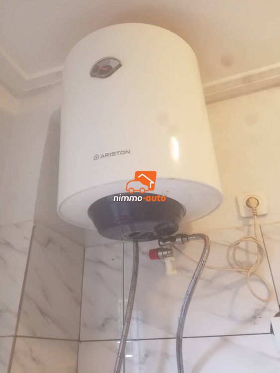 Appartement à louer à Biyemassi