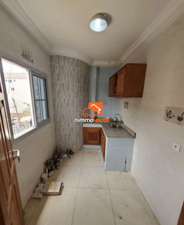 Studio à louer à Makepe