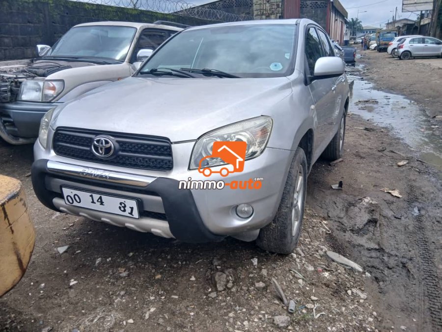 TOYOTA RAV4 XT1