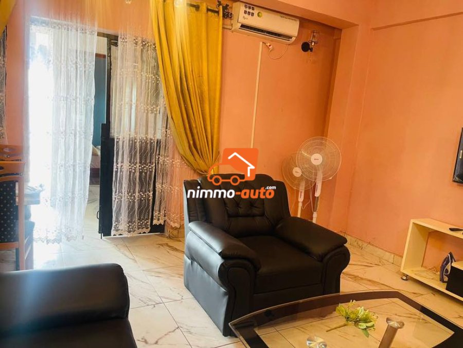 Studio meublé à louer à Ekounou