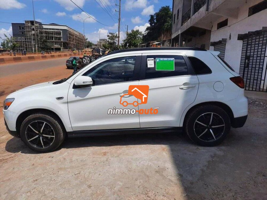 Mitsubishi A5x 2011