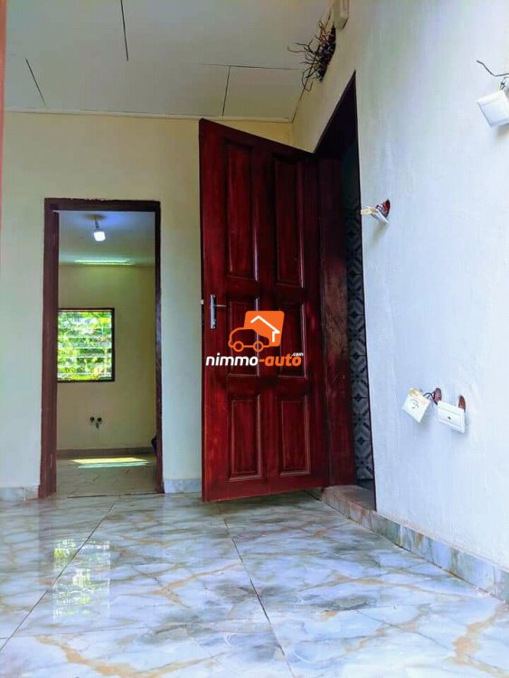 Villa à vendre à Nkoabang