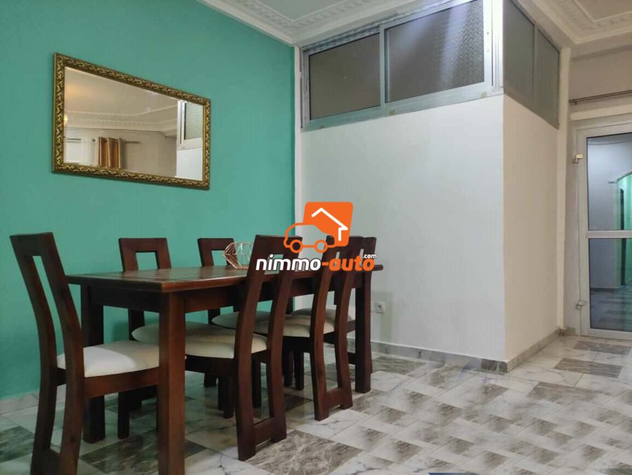 Appartement meublé à la Poste Centrale