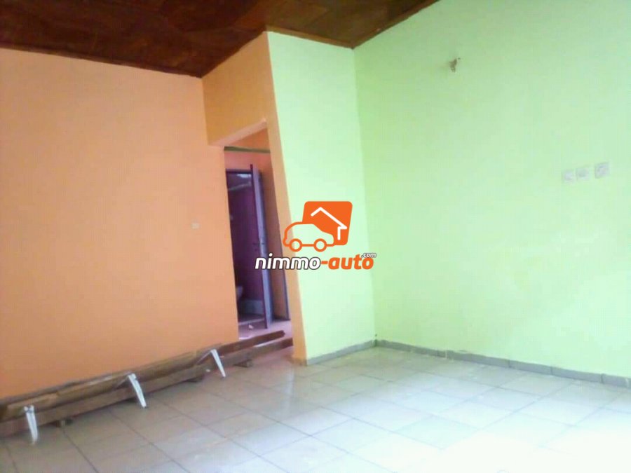 Appartement a louer a mendong