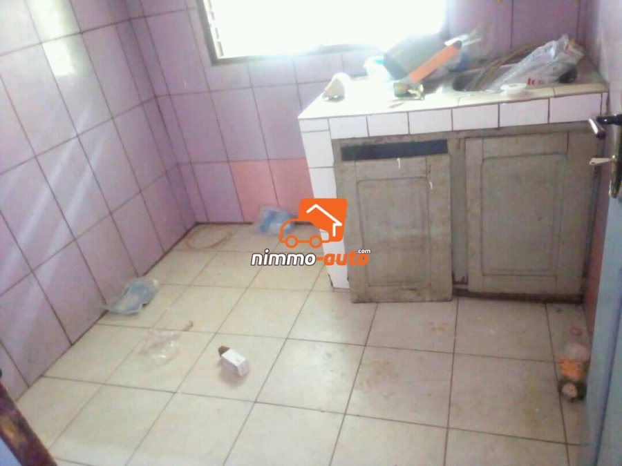 Appartement a louer a mendong