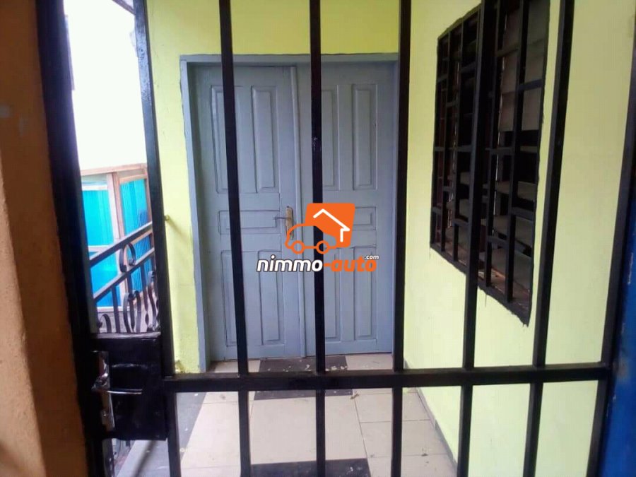 Appartement a louer a mendong