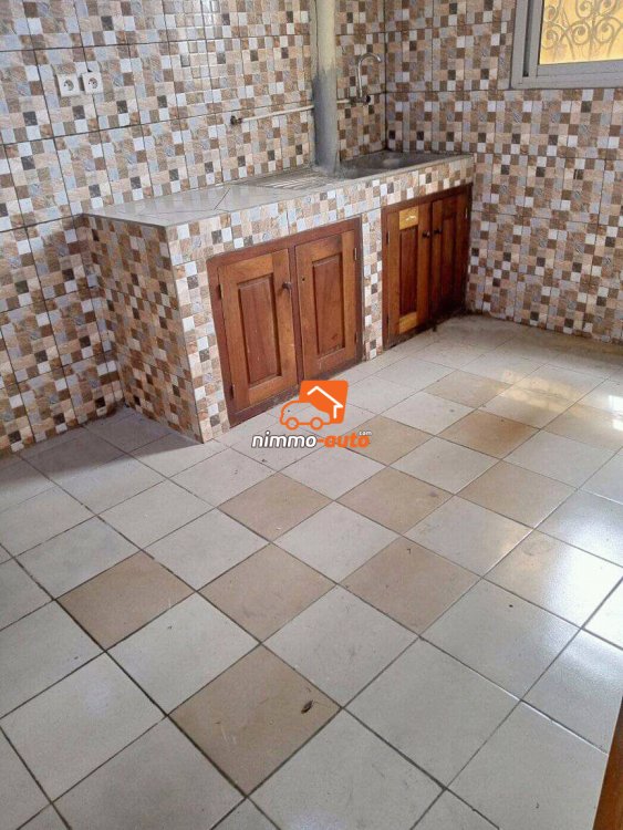 Appartement bon standing a barriere ahala