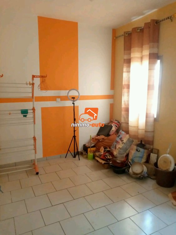 Studio moderne a louer a ngousso