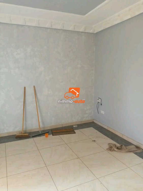 Studio moderne a louer a ngousso