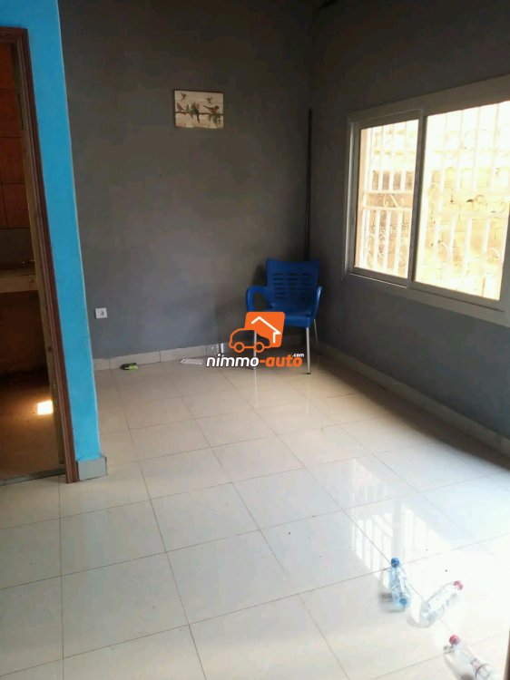 Studio moderne a louer a ngousso