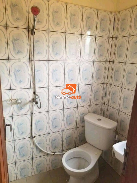Appartement moderne a louer a mendong carrefour banane
