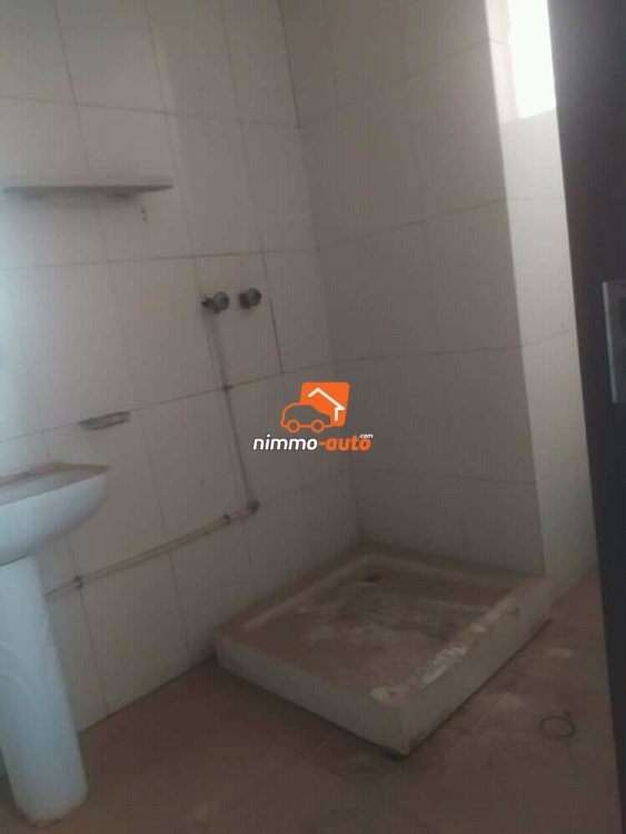 Appartement moderne a louer a olembé a côté du stade