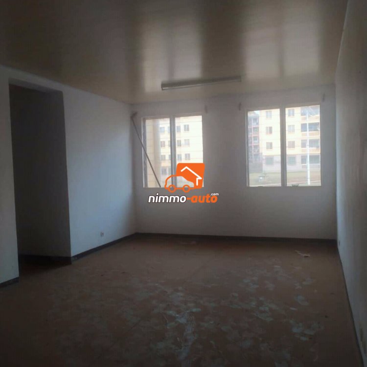 Appartement moderne a louer a olembé a côté du stade