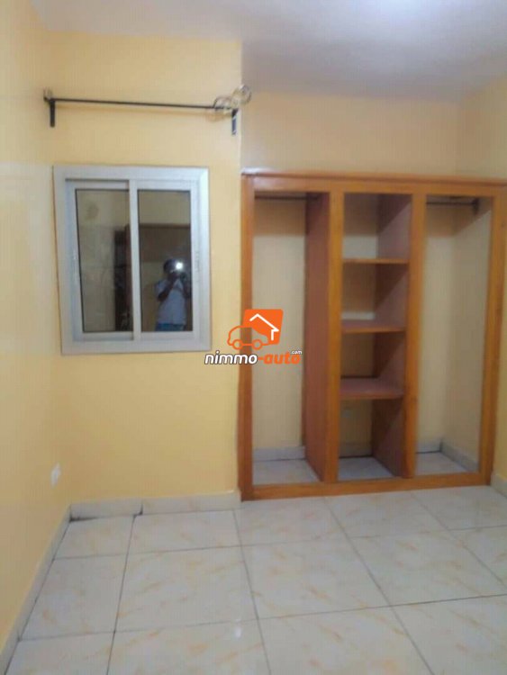 Appartement moderne a louer a oyomabang