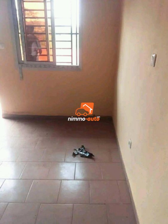 Chambre a louer a ekoumdoum