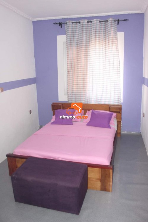 Appartement moderne à louer à poste centrale