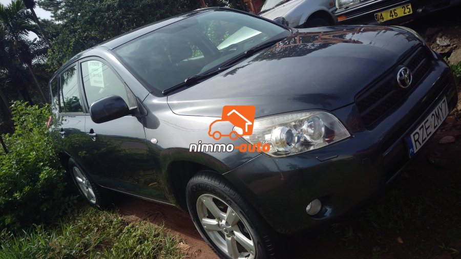 Toyota rav4 2008 (T&Y)