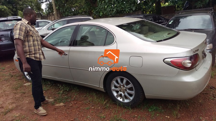 Lexus ES 300