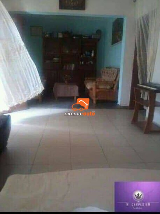 Duplex à vendre Ekoumdoum