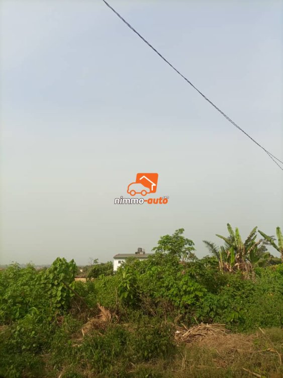 Terrain a vendre au centre administratif de la ville soa