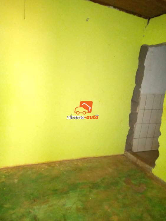 Studio un peu moderne pas très grand à happy