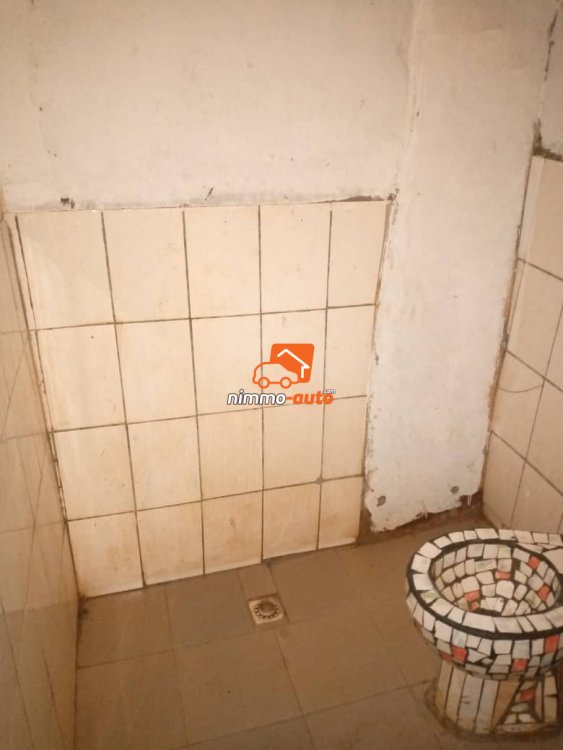 Studio un peu moderne pas très grand à happy