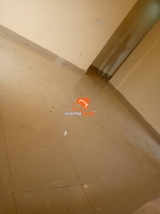 Appartement haut standing staffé nouvelle construit a akwa nord