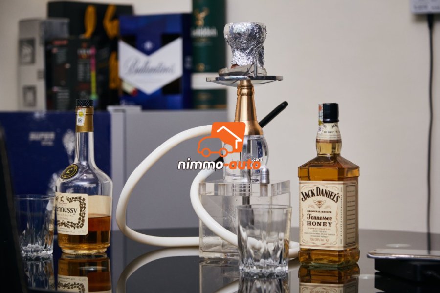 Studio meublé a louer au rond point damas