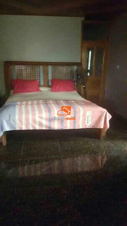 Duplex à louer Japoma