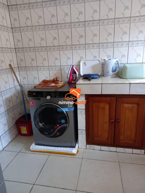 Appartement à louer à Biyem-assi