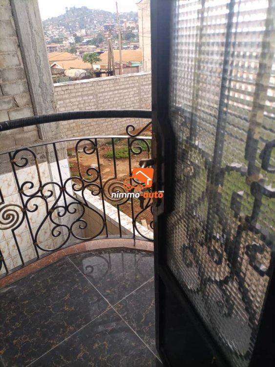 Appartement moderne à louer à Etoug Ébé