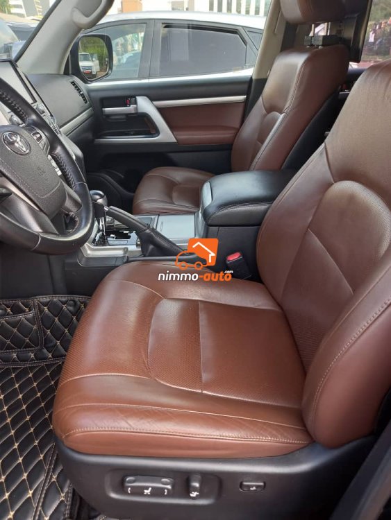 Prado Landcruiser Vx V8 à louer